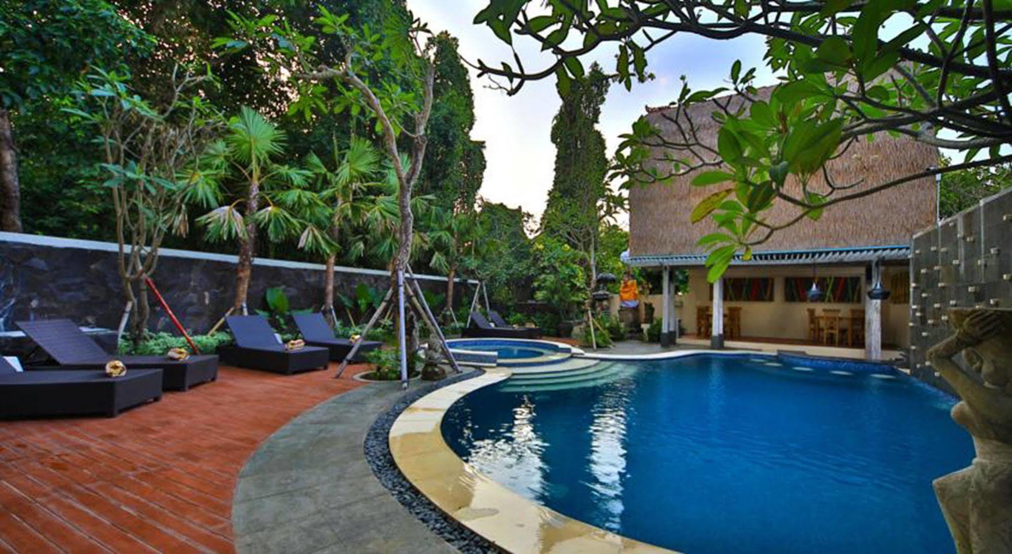 Adma Umalas Seminyak  Exterior photo